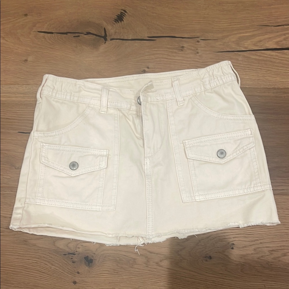 Brandy Melville Cream Mini Skirt